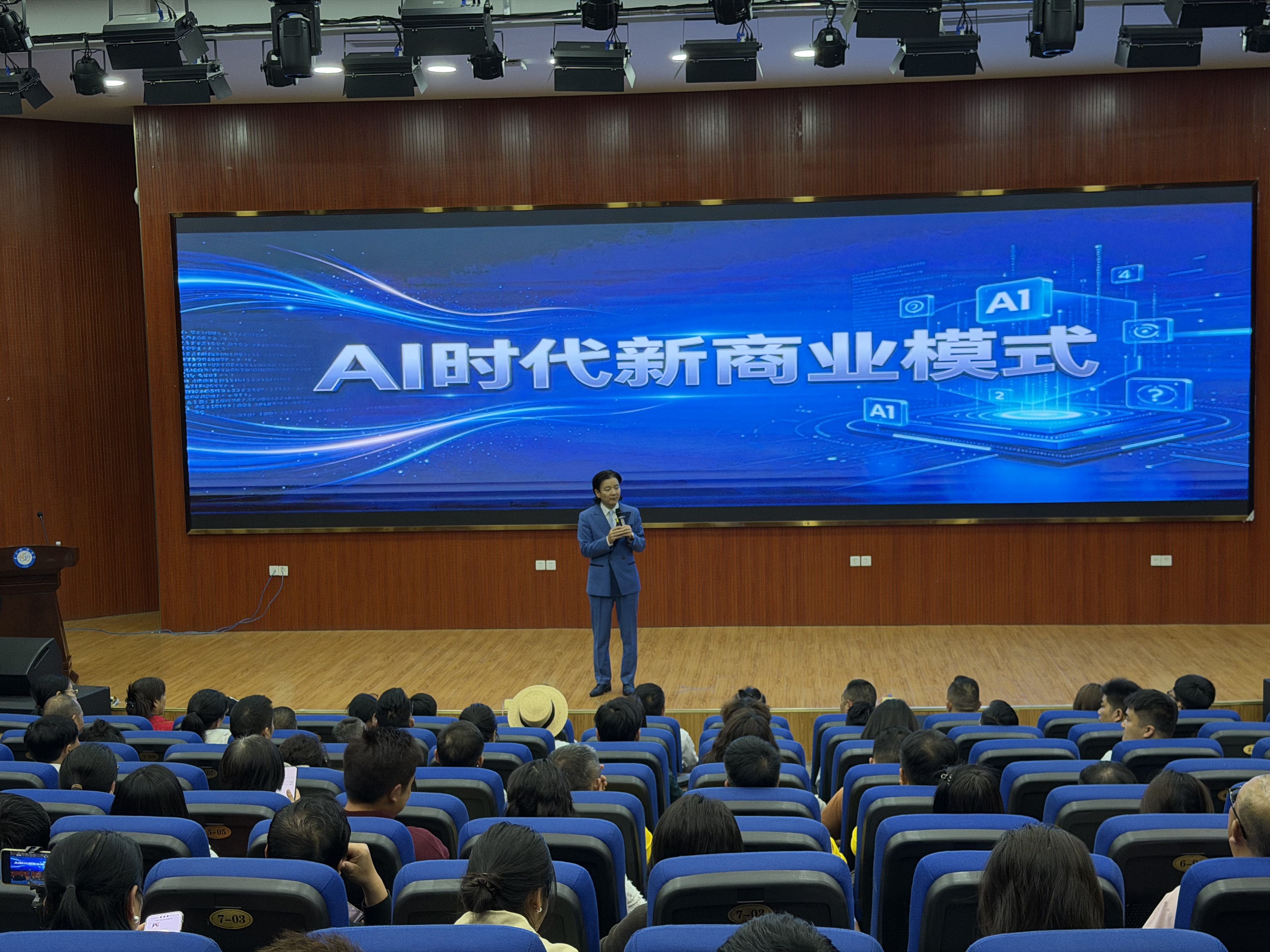 云仓酒庄2026 | 云仓酒庄:酒类品牌运营与数字化供应链服务(图5) 云仓酒庄2026 | 云仓酒庄:酒类品牌运营与数字化供应链服务(图5)